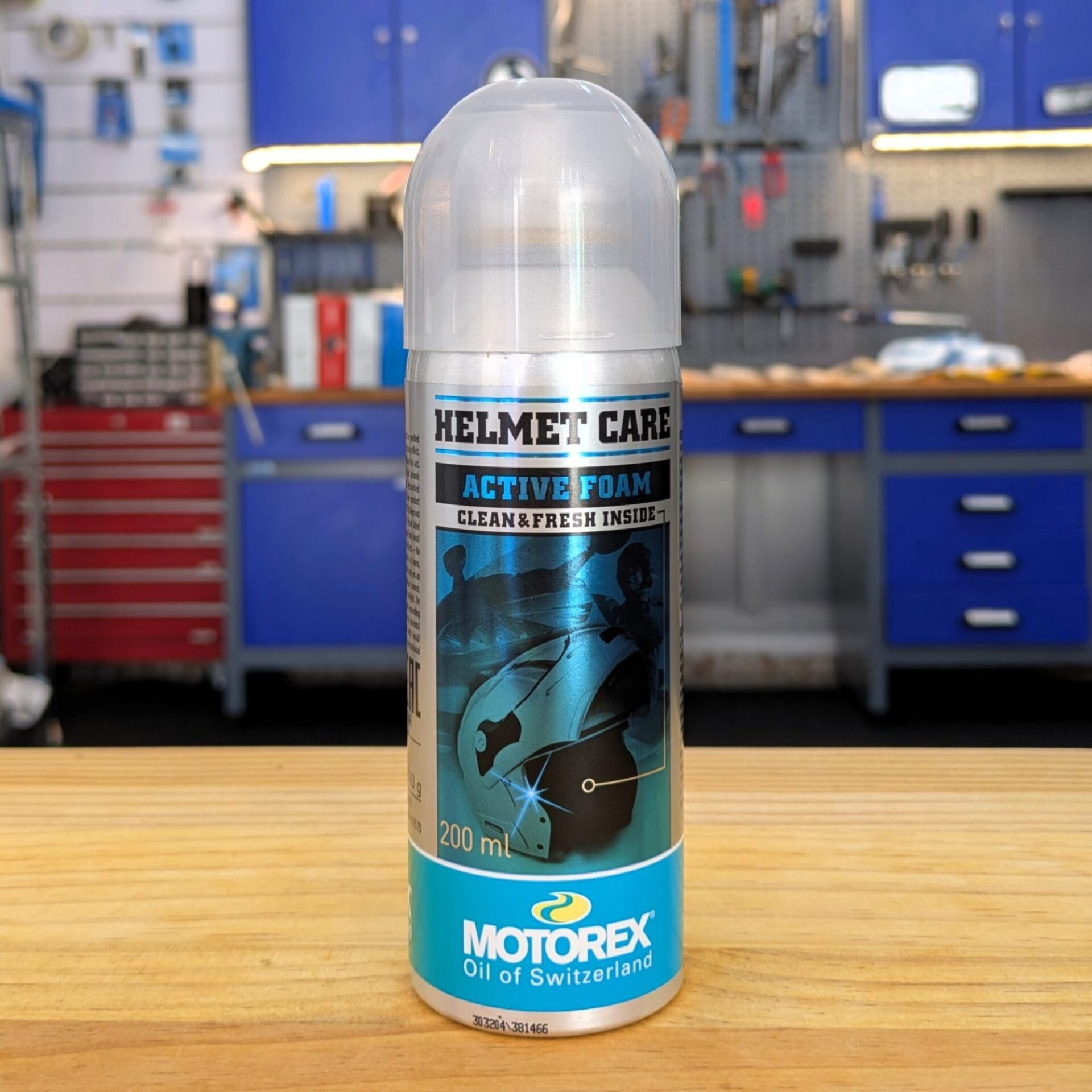 Untitled design (65) Motorex Helmet Care – Espuma de limpeza de capacete ativa 200 ml - Image 1